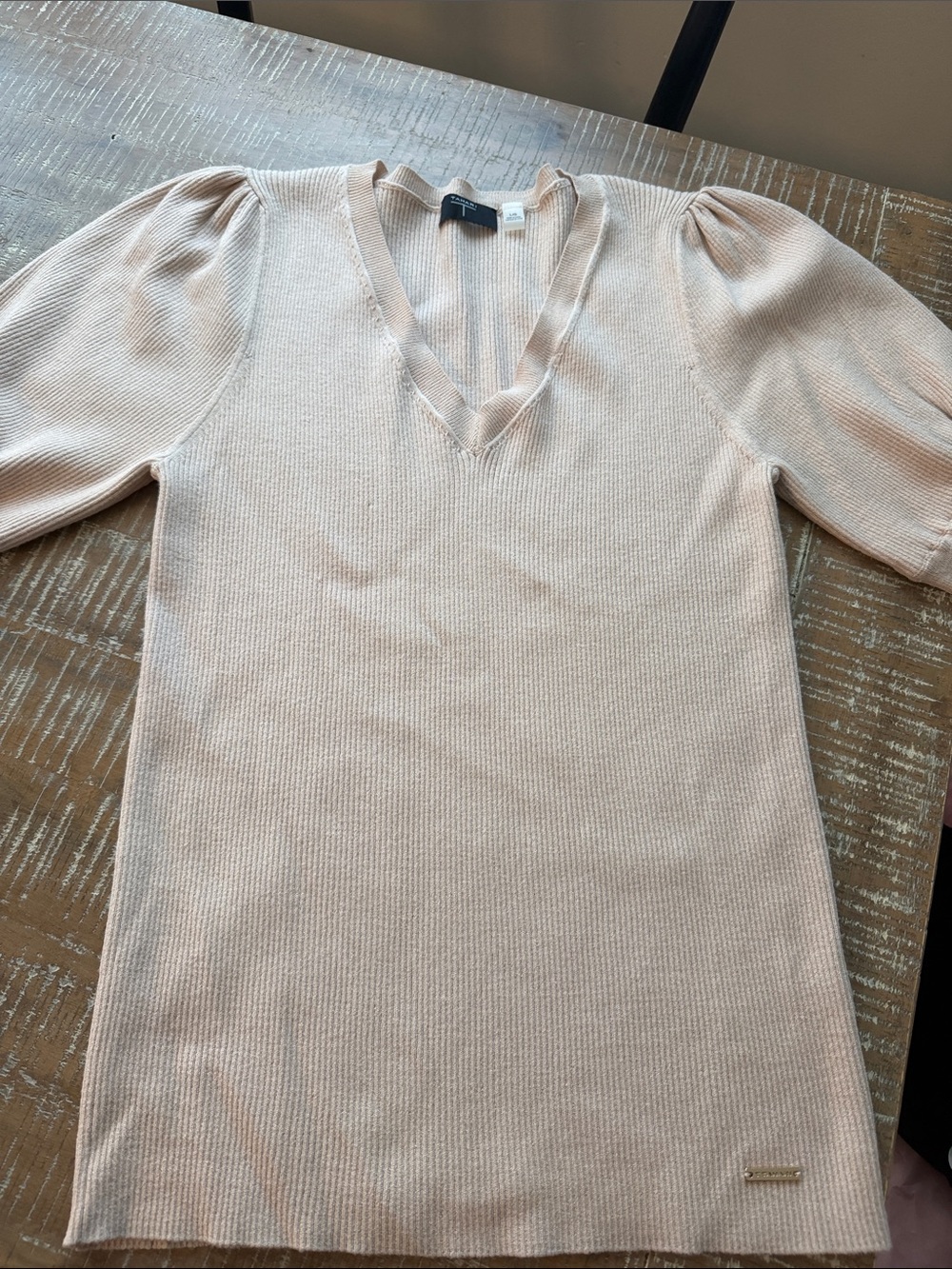 Tahari Tan V-Neck Puff Sleeve Sweater